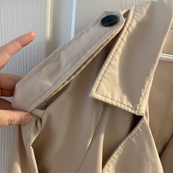 SHEIN Curve Trench Coat - Picture 2 of 8